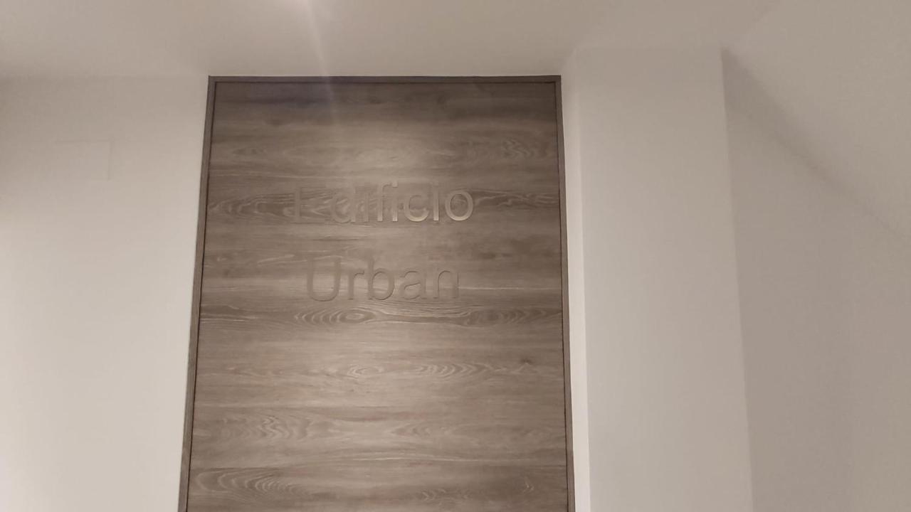 Del Parque Flats Urban Leilighet Málaga Eksteriør bilde