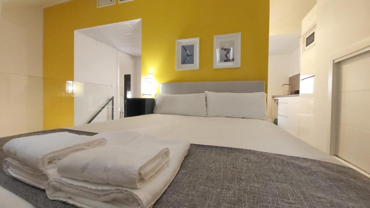 Del Parque Flats Urban Leilighet Málaga Eksteriør bilde