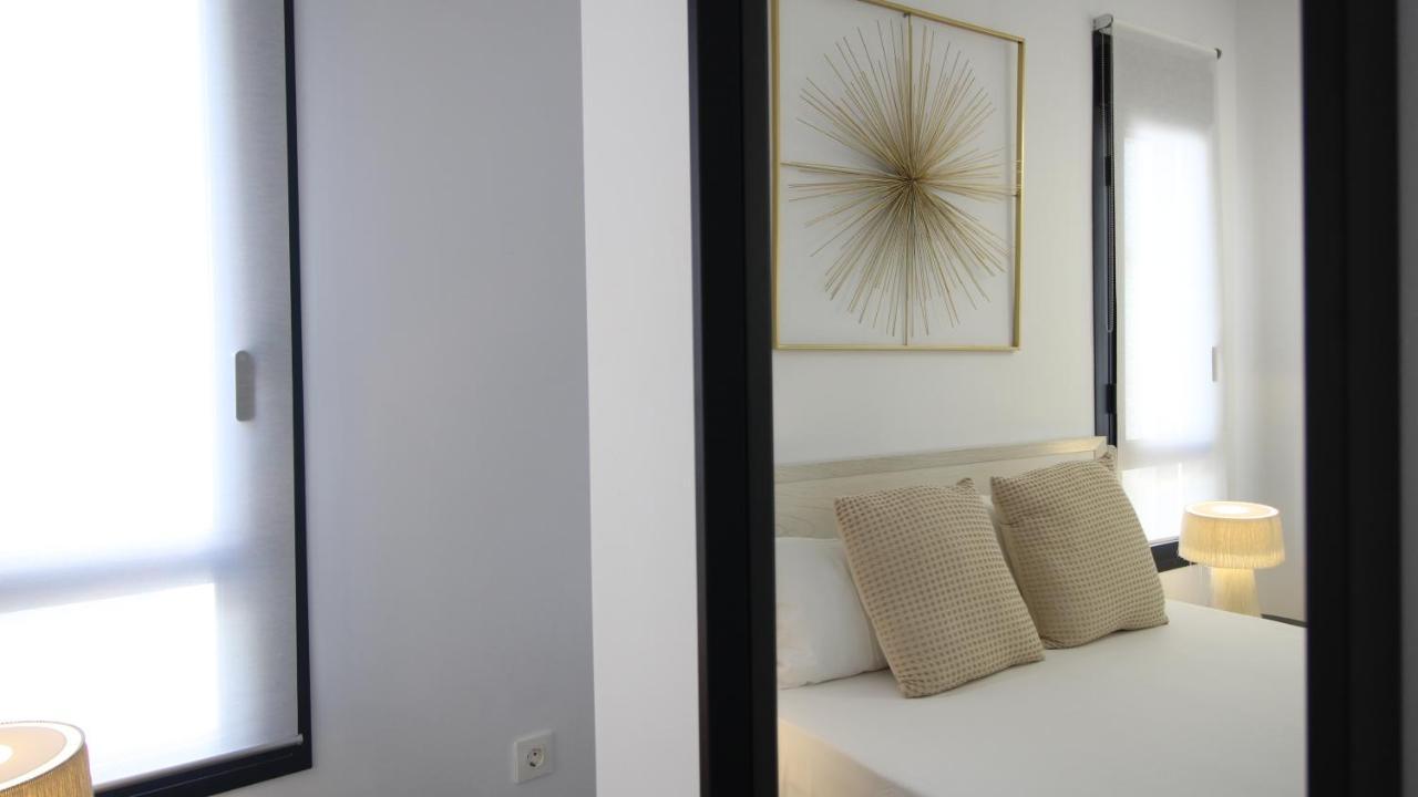 Del Parque Flats Urban Leilighet Málaga Eksteriør bilde