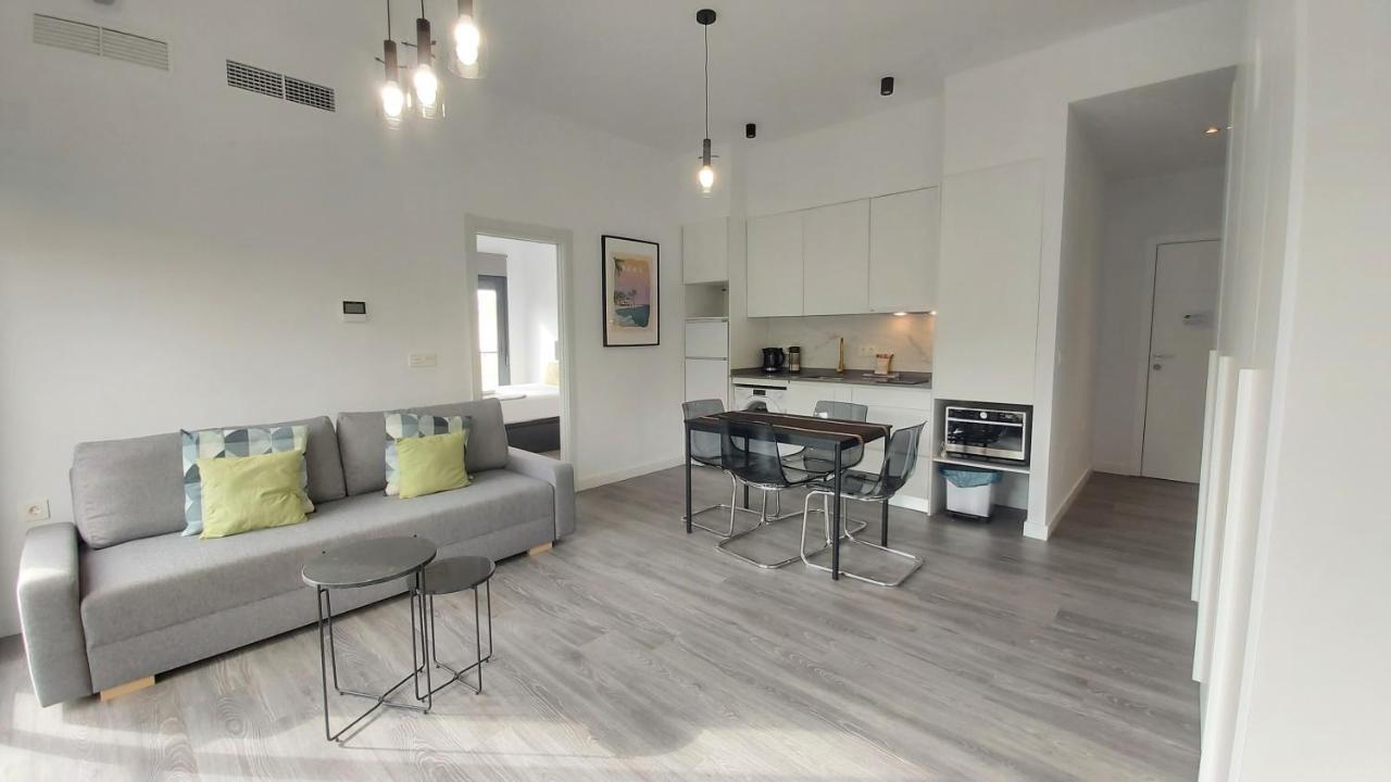 Del Parque Flats Urban Leilighet Málaga Eksteriør bilde