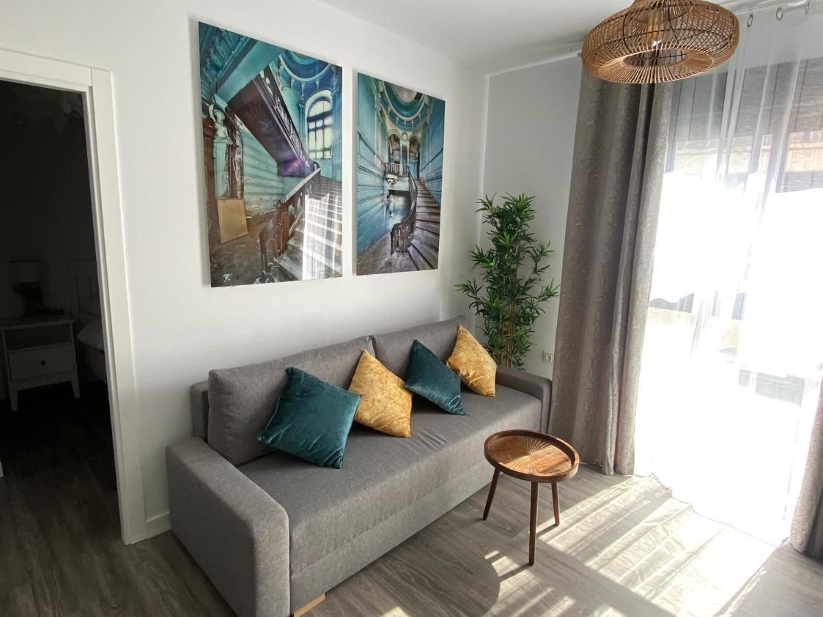Del Parque Flats Urban Leilighet Málaga Eksteriør bilde