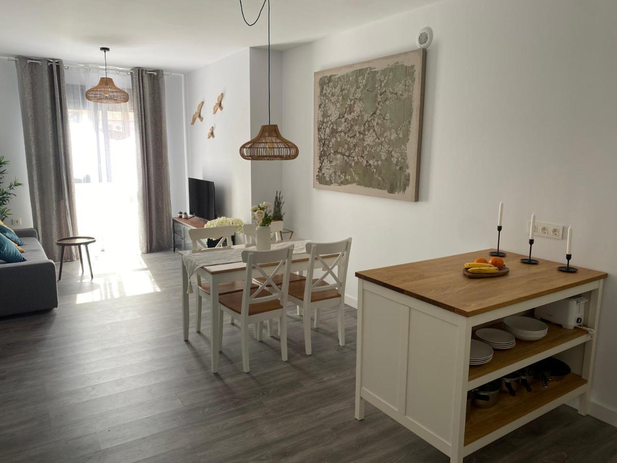 Del Parque Flats Urban Leilighet Málaga Eksteriør bilde
